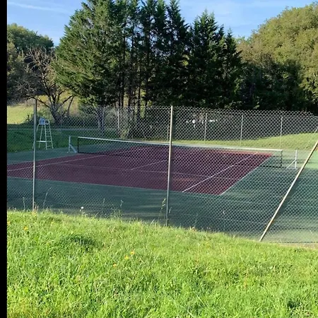 Chalet Sfeervolle En Ruime Il Mauroux (Lot)